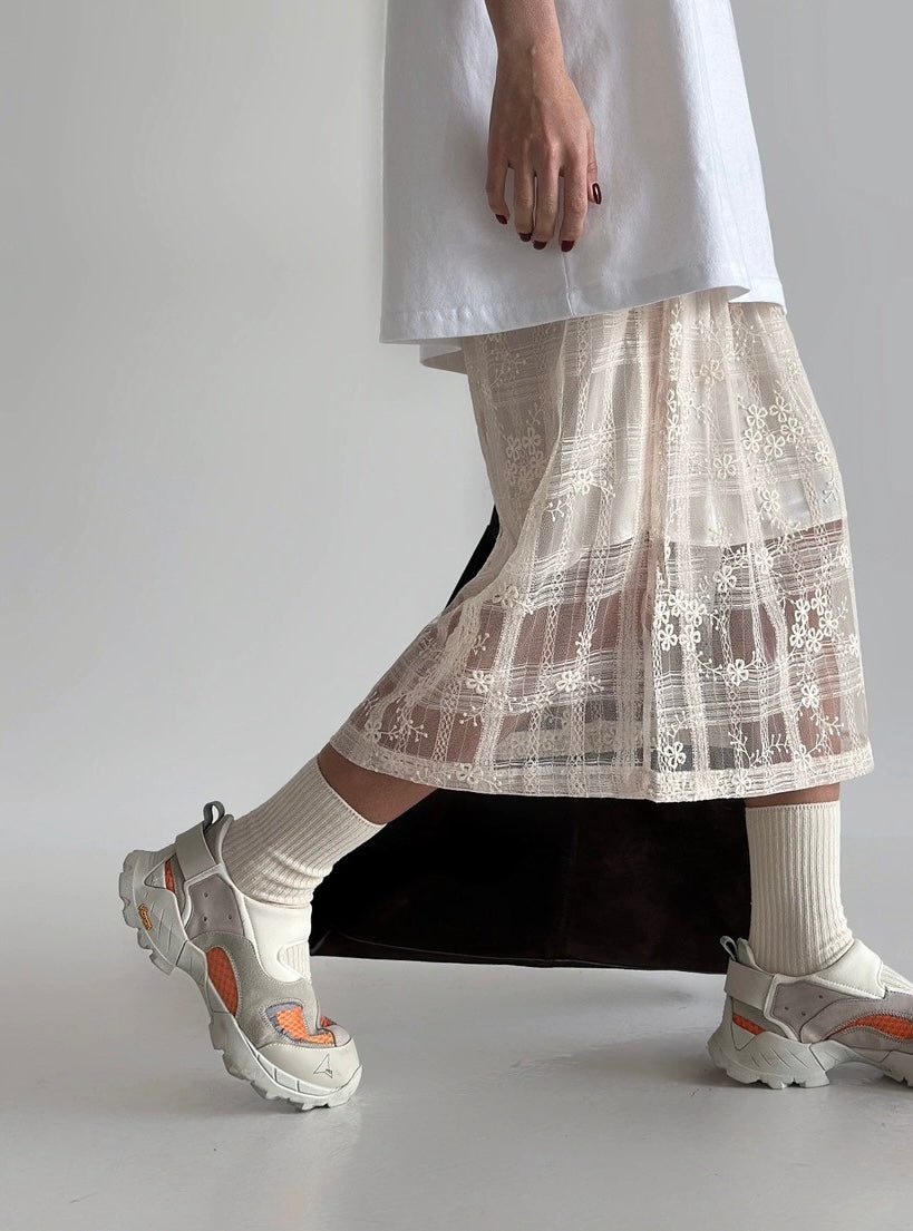 Embroidery See-through Skirt