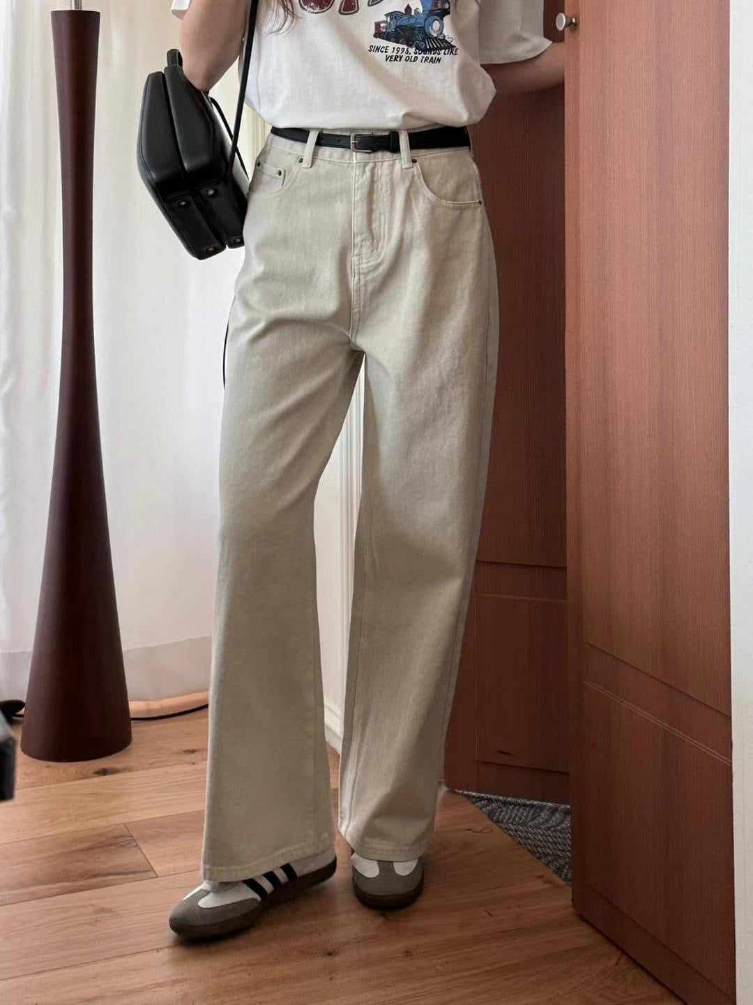 Straight Trousers with Belt