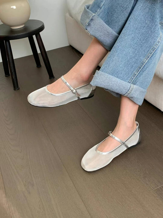 Mesh flats 🤍 pre order