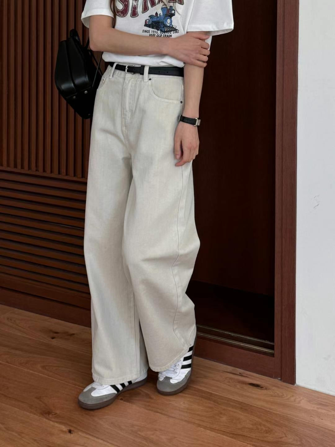 Straight Trousers with Belt